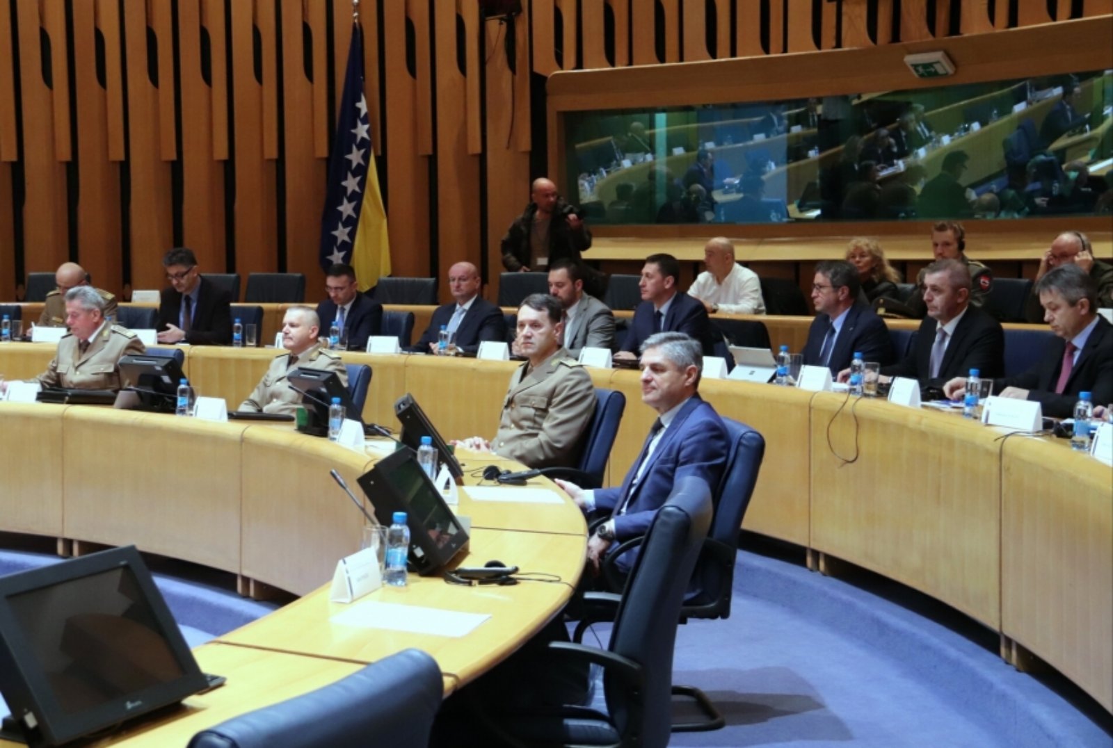 IMG-31e4b79380d095e0a3ee54a46530d302-V